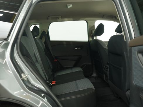 Used 2022 Nissan Rogue SV image 12