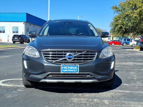 Used 2016 Volvo XC60 T5 Premier w/ Proximity Package image 2