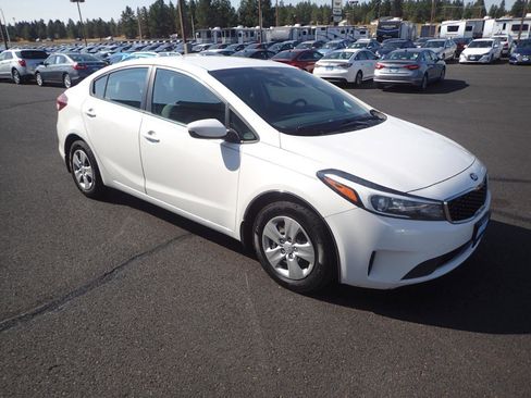 Used 2017 Kia Forte LX w/ LX Popular Package FWD image 7