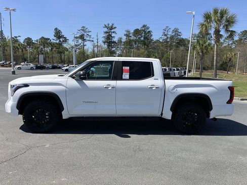 New 2026 Toyota Tundra SR5 image 2