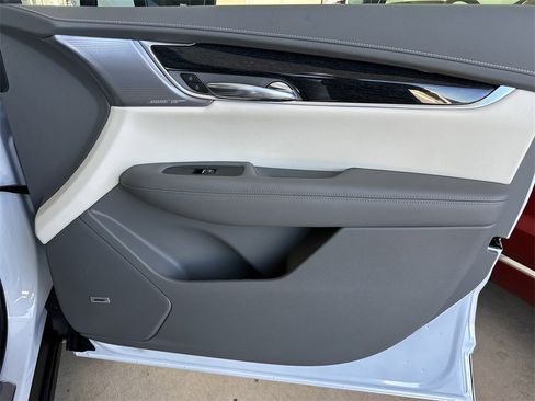 New 2025 Cadillac XT6 Premium Luxury w/ Technology Package image 37