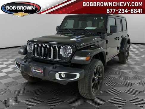Used 2025 Jeep Wrangler Unlimited Sahara w/ Safety Group AWD/4WD image 1