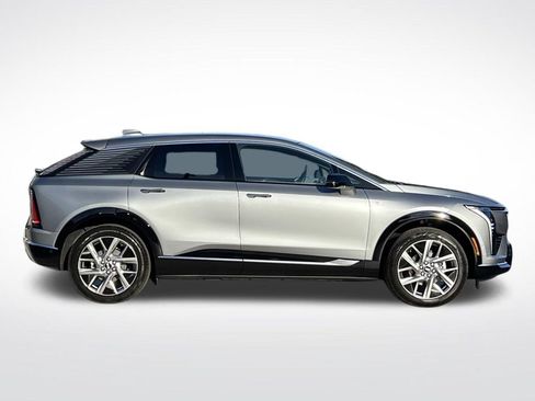 New 2026 Cadillac Optiq Luxury 1 RWD image 5