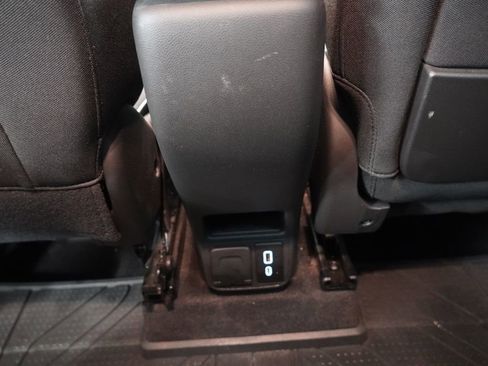Used 2023 Chevrolet TrailBlazer LT w/ Convenience Package FWD image 28