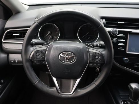 Certified 2019 Toyota Camry SE image 23