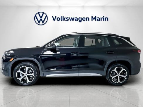 New 2026 Volkswagen Tiguan SE image 2
