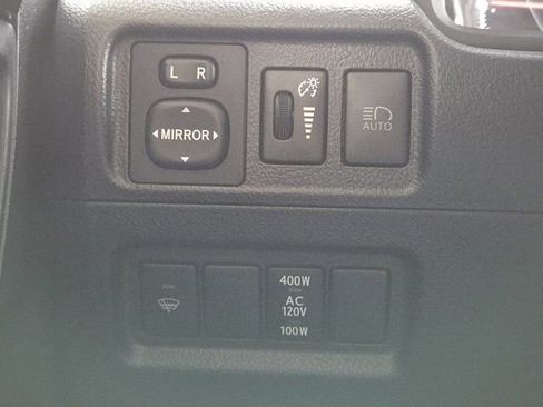 Used 2020 Toyota 4Runner TRD Off-Road image 18