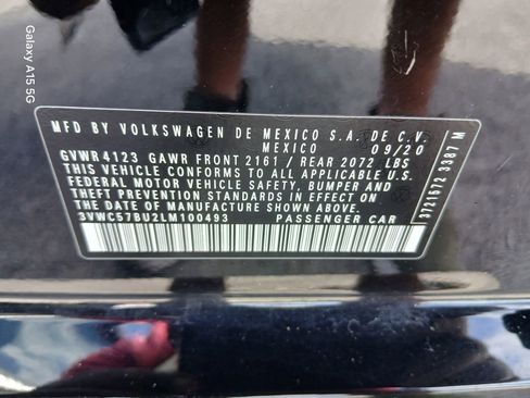 Used 2020 Volkswagen Jetta SE w/ SE Cold Weather Package image 10