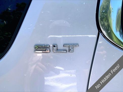Used 2017 GMC Acadia SLT AWD/4WD image 8
