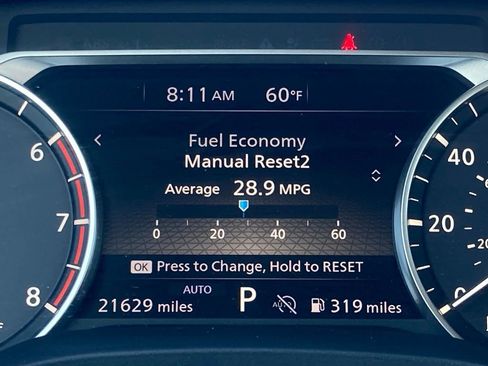 Used 2025 Nissan Rogue SV image 16