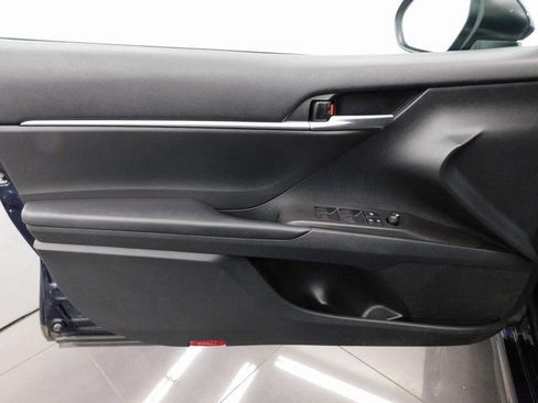 Used 2022 Toyota Camry SE image 23