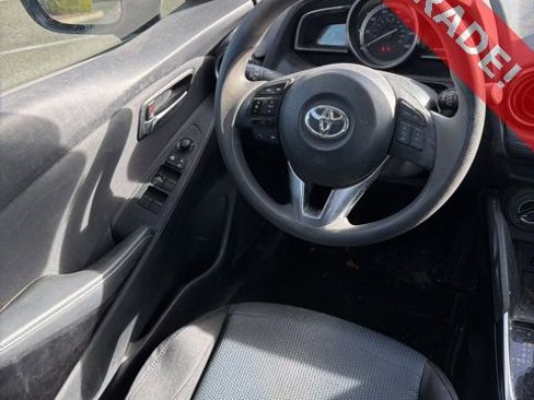 Used 2018 Toyota Yaris iA image 12