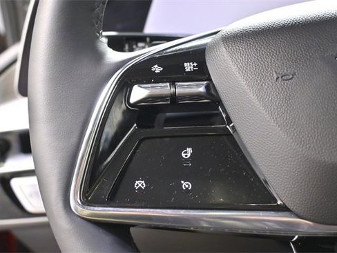 Used 2024 Cadillac Lyriq Sport image 21