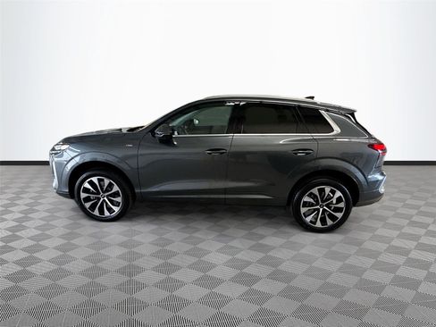 New 2026 Audi Q3 quattro 2.0T AWD/4WD image 4
