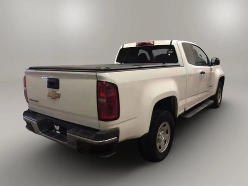 Used 2016 Chevrolet Colorado W/T image 2