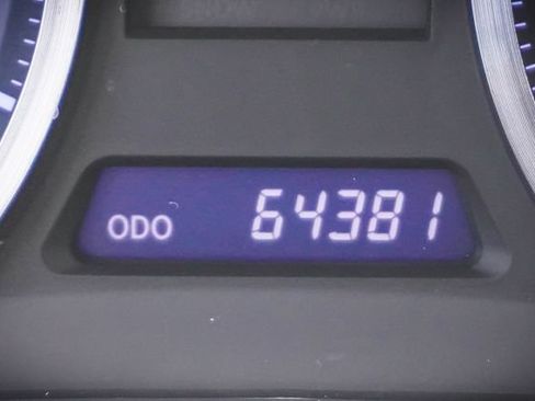 Used 2011 Lexus IS 250 w/ Premium Pkg Value Edition RWD image 9