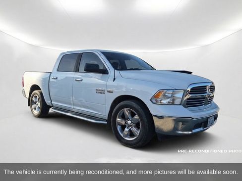 Used 2015 RAM 1500 Big Horn RWD image 3