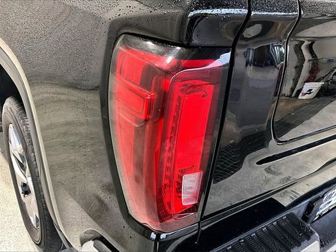 Used 2024 GMC Sierra 1500 SLT image 13