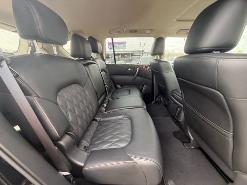 Used 2024 Nissan Armada Platinum image 21