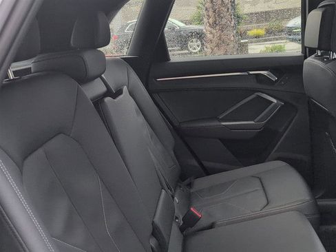 Used 2025 Audi Q3 2.0T Premium w/ Convenience Package image 12