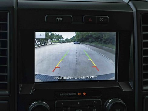 Used 2020 Ford F150 XL w/ Equipment Group 101A Mid RWD image 29