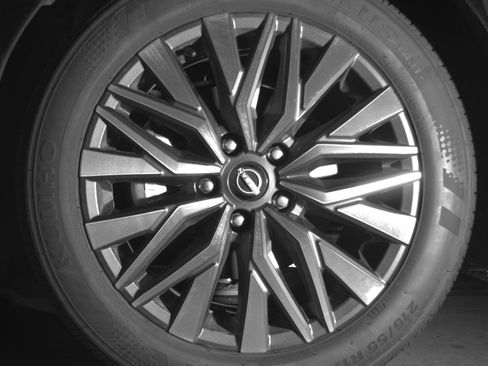 Used 2025 Nissan Altima 2.5 SV image 12