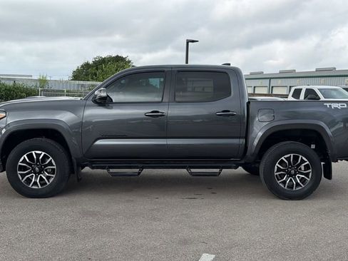 Used 2023 Toyota Tacoma TRD Sport w/ Technology Package RWD image 10