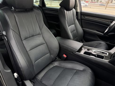 Used 2019 Honda Accord EX-L image 29