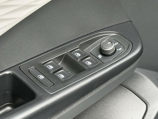 Certified 2023 Volkswagen Taos S AWD/4WD image 17