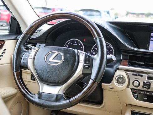Used 2014 Lexus ES 350 image 15