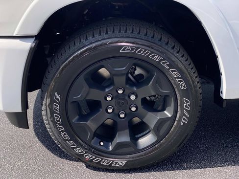 New 2026 RAM 1500 Big Horn AWD/4WD image 8