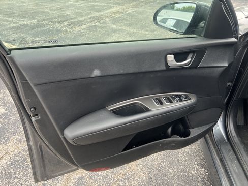 Used 2020 Kia Optima LX FWD image 8