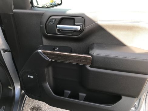 Used 2020 Chevrolet Silverado 1500 RST AWD/4WD image 17