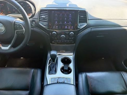 Used 2019 Jeep Grand Cherokee Limited AWD/4WD image 19