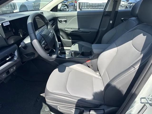 New 2026 Kia K4 EX FWD image 8