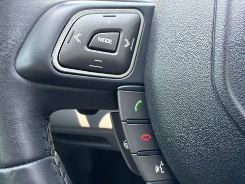 Used 2019 Land Rover Range Rover Evoque SE Premium AWD/4WD image 20