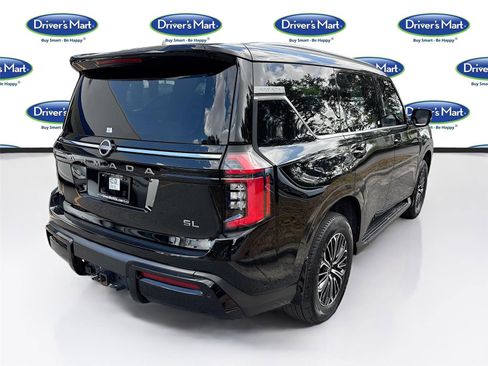 Used 2025 Nissan Armada SL AWD/4WD image 7