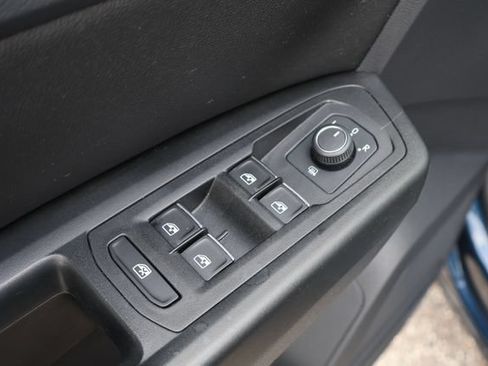 Used 2019 Volkswagen Atlas SE FWD image 12