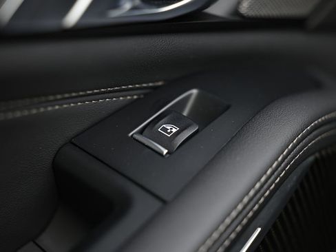 Certified 2026 BMW X5 M60i w/ Parking Assistance Package image 25