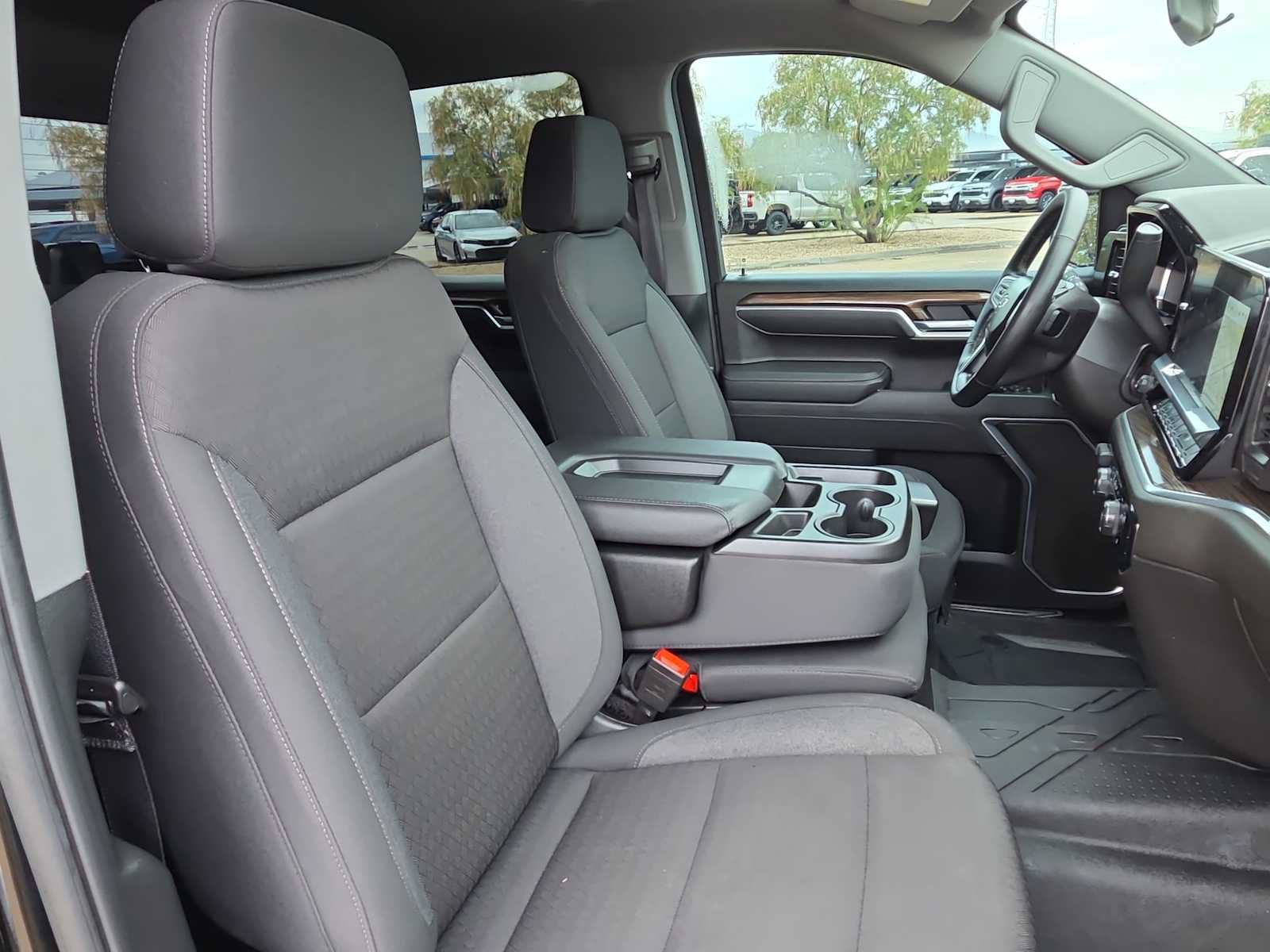 Used 2025 Chevrolet Silverado 1500 RST w/ Rally Edition AWD/4WD image 19