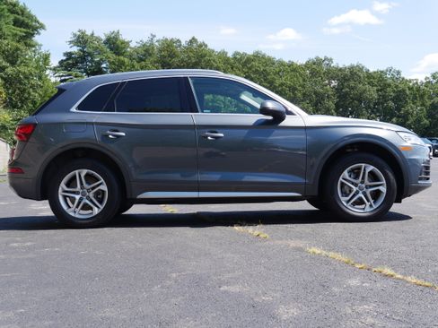 Used 2019 Audi Q5 2.0T Premium w/ Convenience Package AWD/4WD image 8