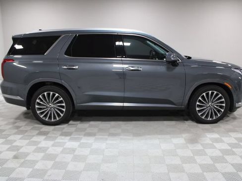 Used 2025 Hyundai Palisade Calligraphy AWD/4WD image 13