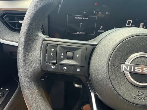 Certified 2025 Nissan Kicks SV FWD image 27