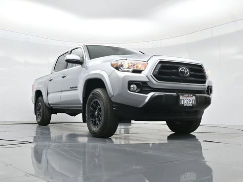 Used 2022 Toyota Tacoma SR5 image 42