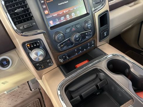 Used 2016 RAM 1500 Laramie Longhorn w/ Convenience Group AWD/4WD image 17