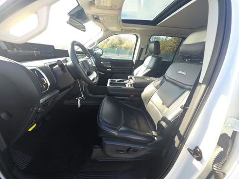 Used 2025 Ford Expedition Max Platinum image 7