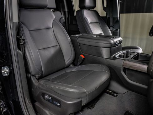 Used 2022 Chevrolet Silverado 2500 LTZ w/ LTZ Plus Package image 30