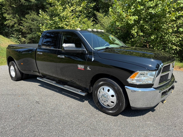 Used 2012 RAM 3500 ST w/ Chrome Appearance Group RWD image 4