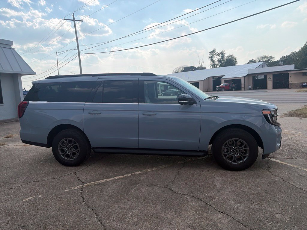 Used 2026 Ford Expedition Max Active AWD/4WD image 7