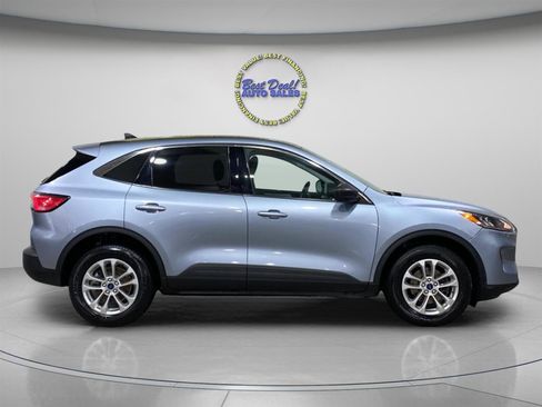 Used 2022 Ford Escape SE w/ Cold Weather Package AWD/4WD image 6